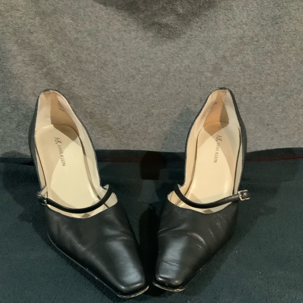 Black heels